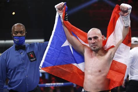 jose pedraza vs richard commey odds.
